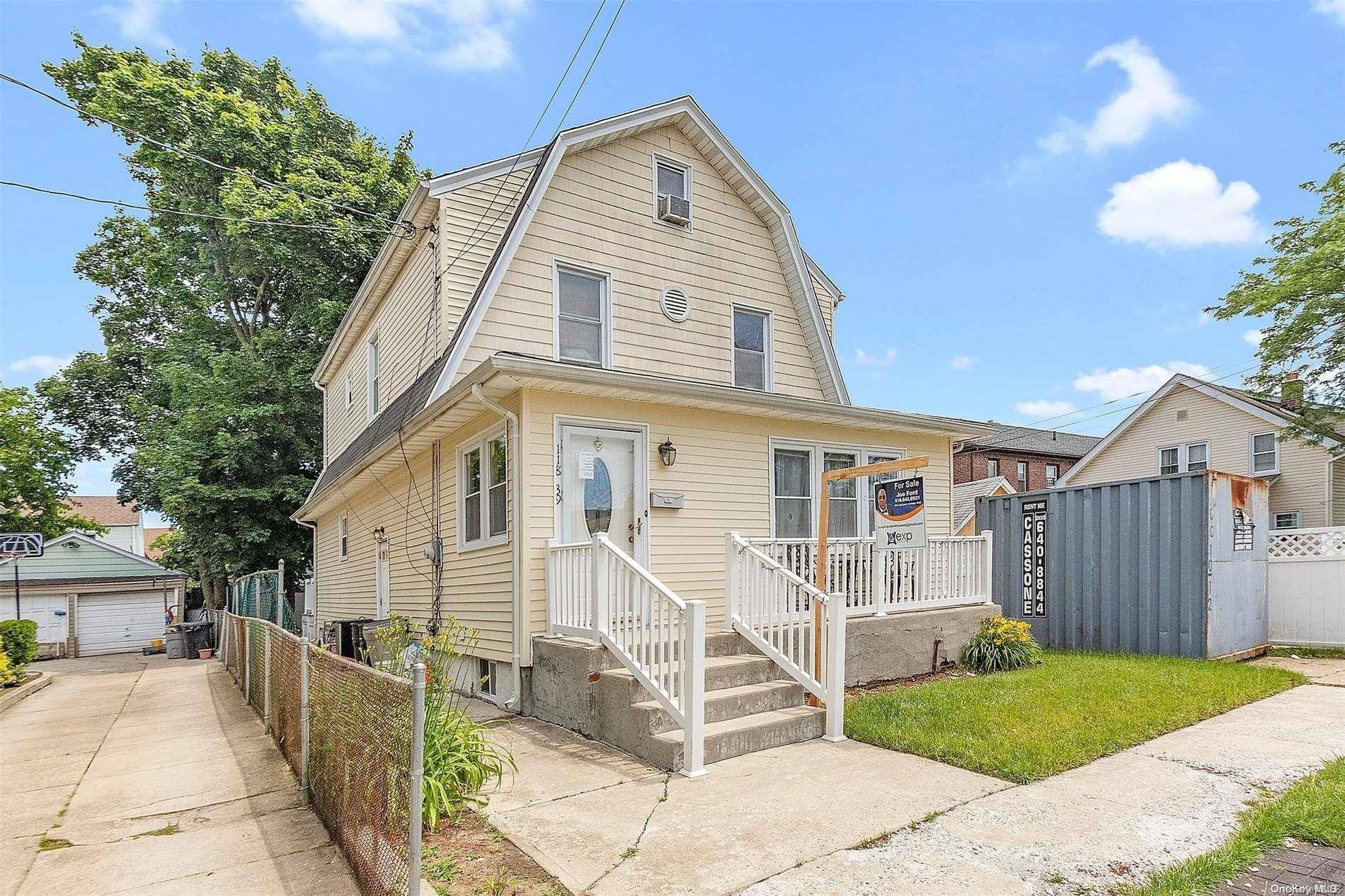 Saint Albans, NY 11412,118-39 192nd ST