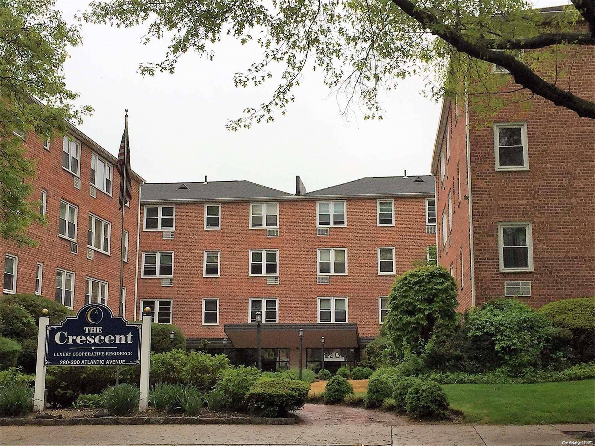 East Rockaway, NY 11518,280 Atlantic AVE #214