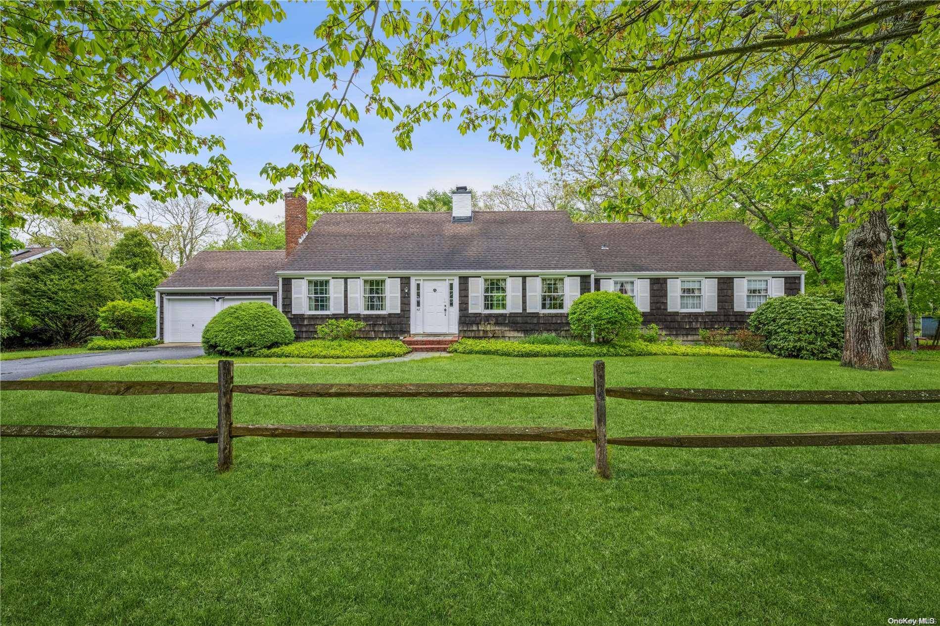 Westhampton Beach, NY 11978,48 Lilac RD