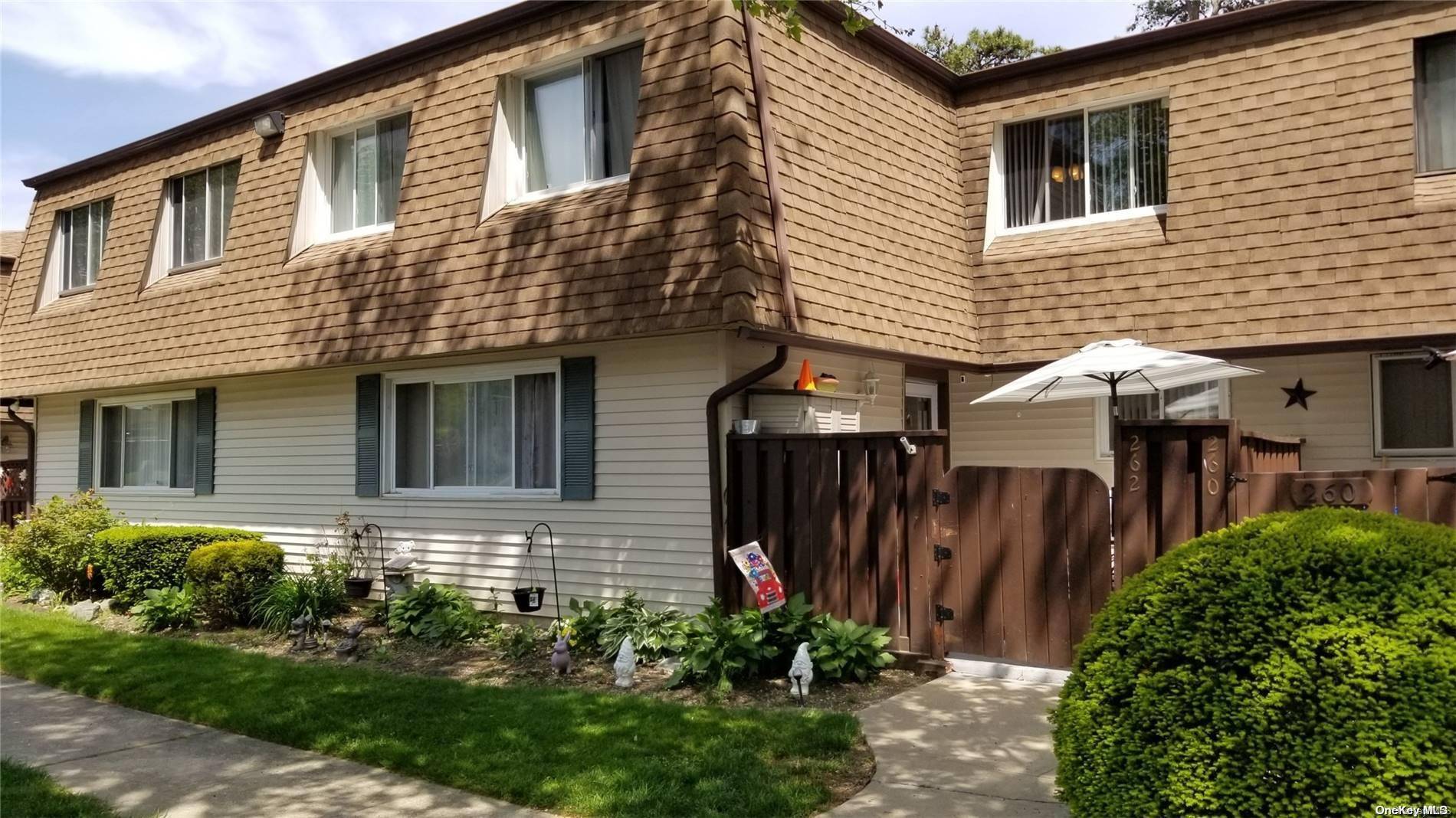 Central Islip, NY 11722,262 Feller DR #262