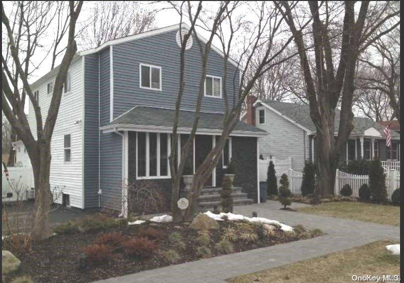 Ronkonkoma, NY 11779,369 Collington DR