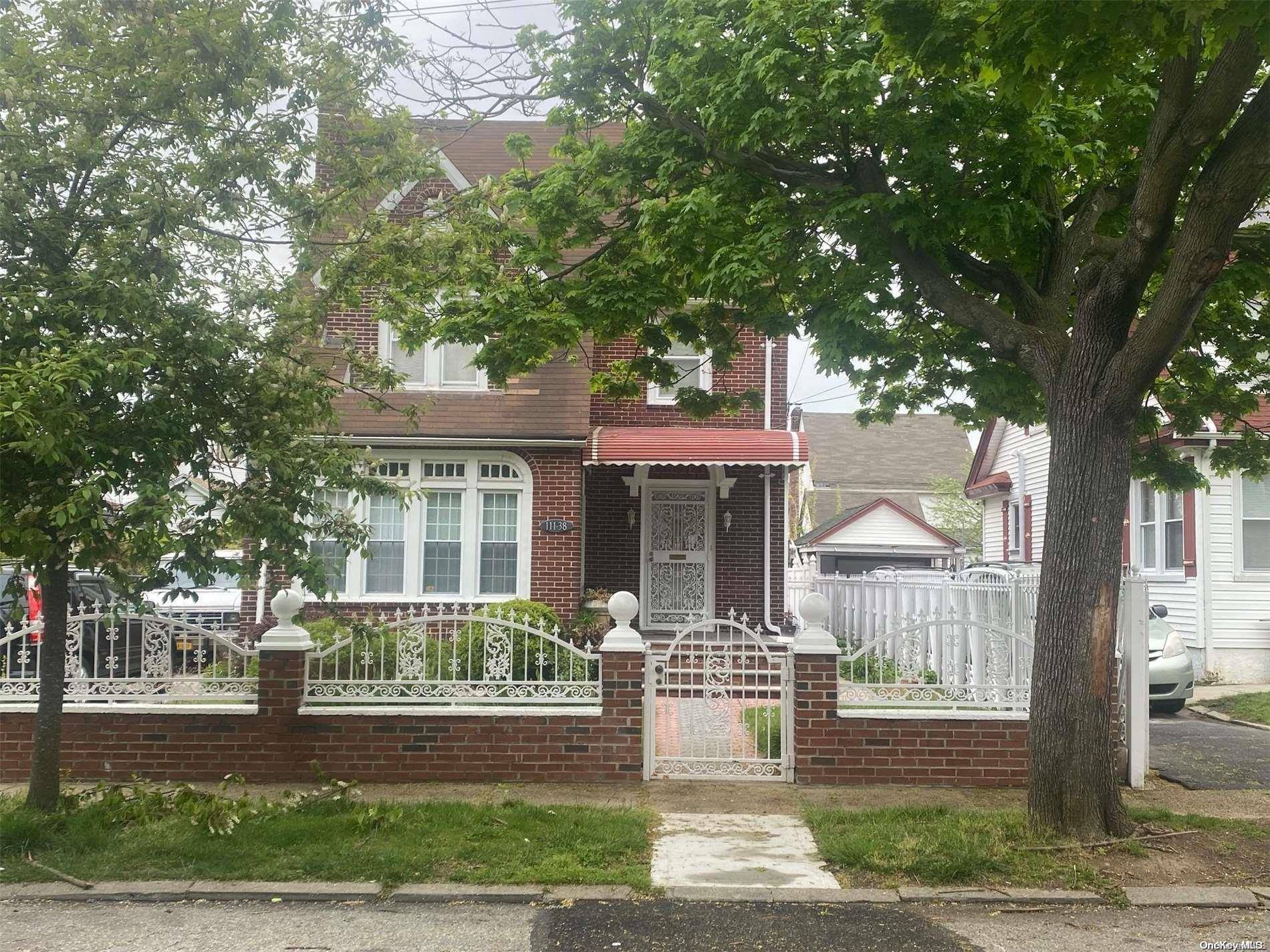 Saint Albans, NY 11412,Address not disclosed