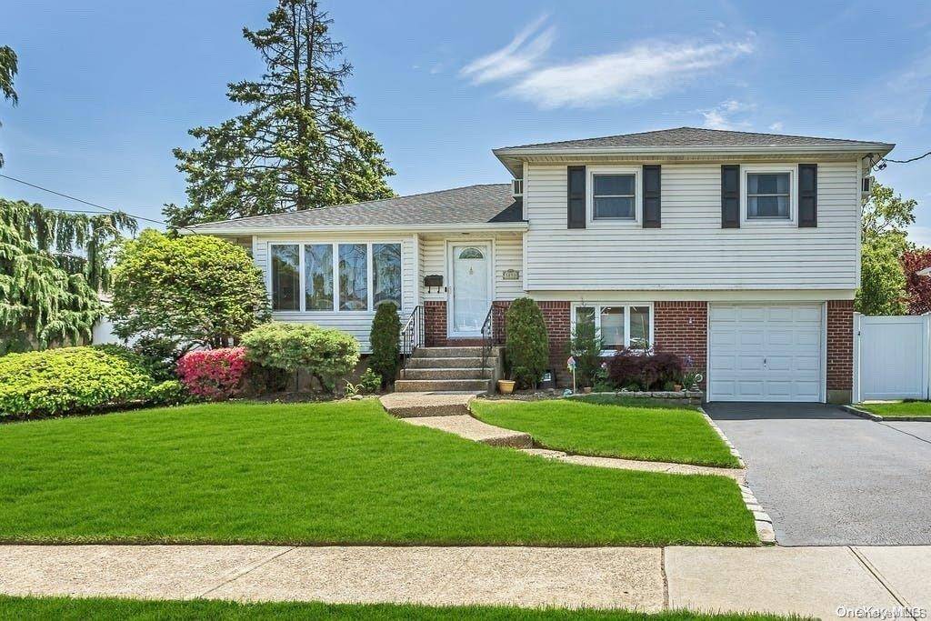 Seaford, NY 11783,3850 Oxford LN