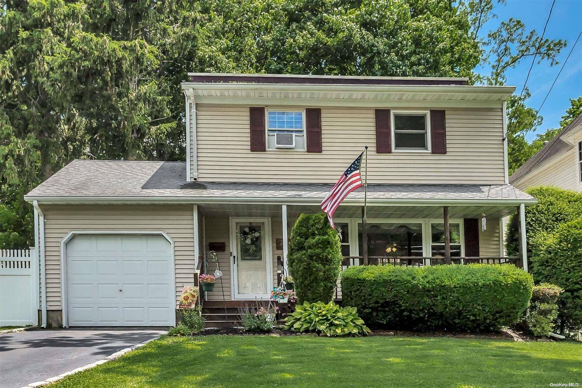 Huntington Station, NY 11746,30 Frog Pond RD