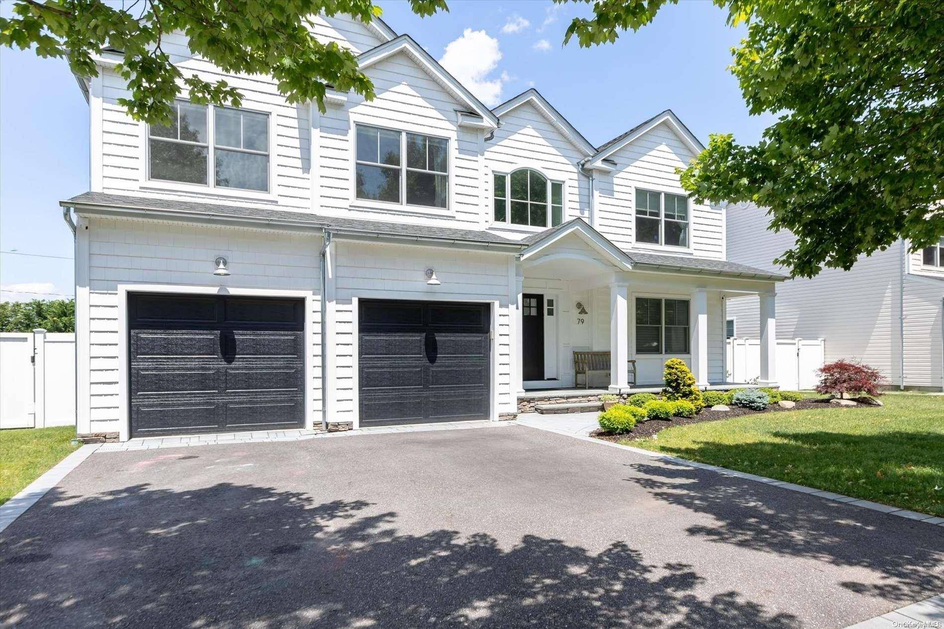 Plainview, NY 11803,79 Joyce RD