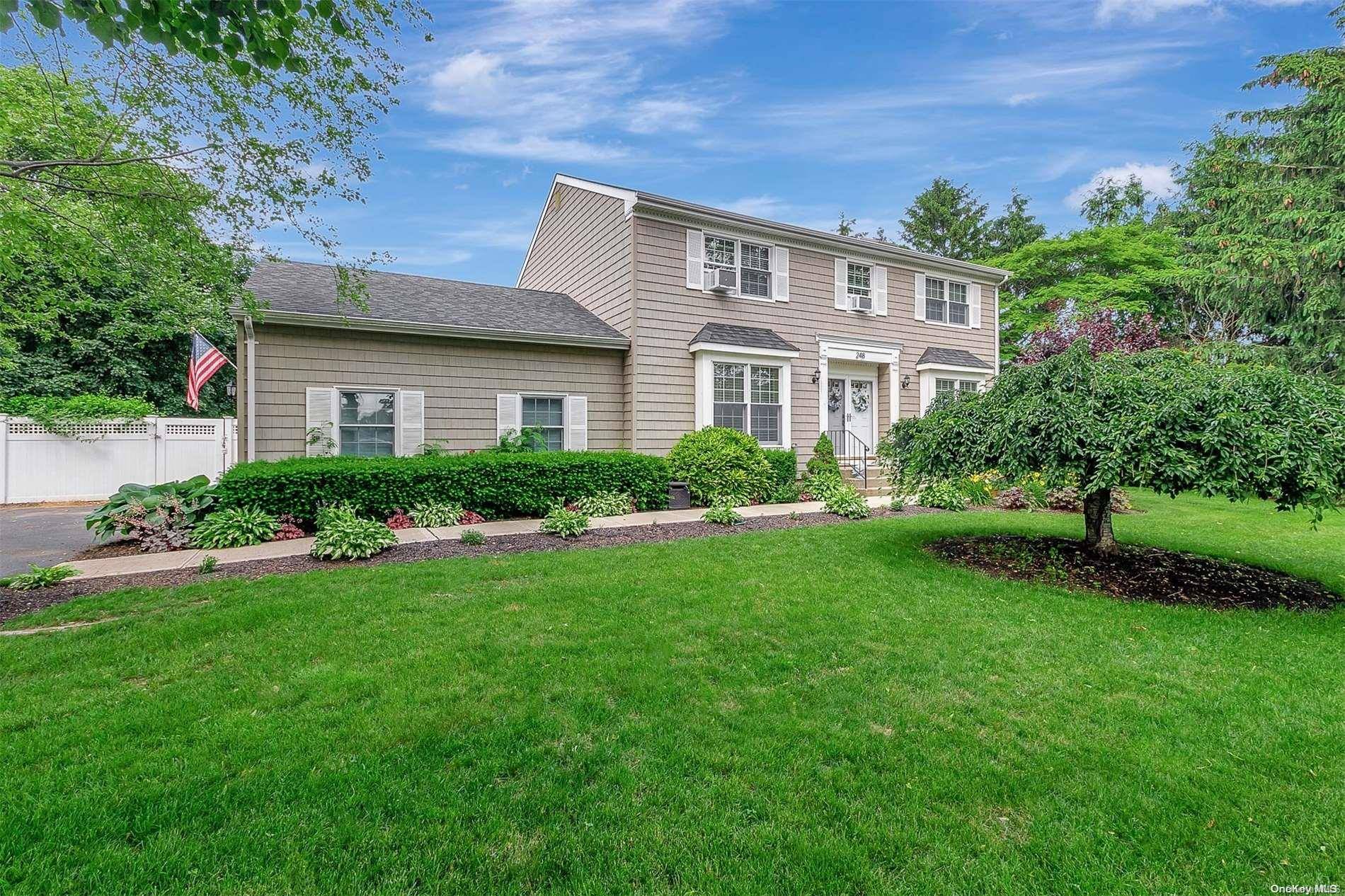 Baiting Hollow, NY 11933,248 Southfield RD