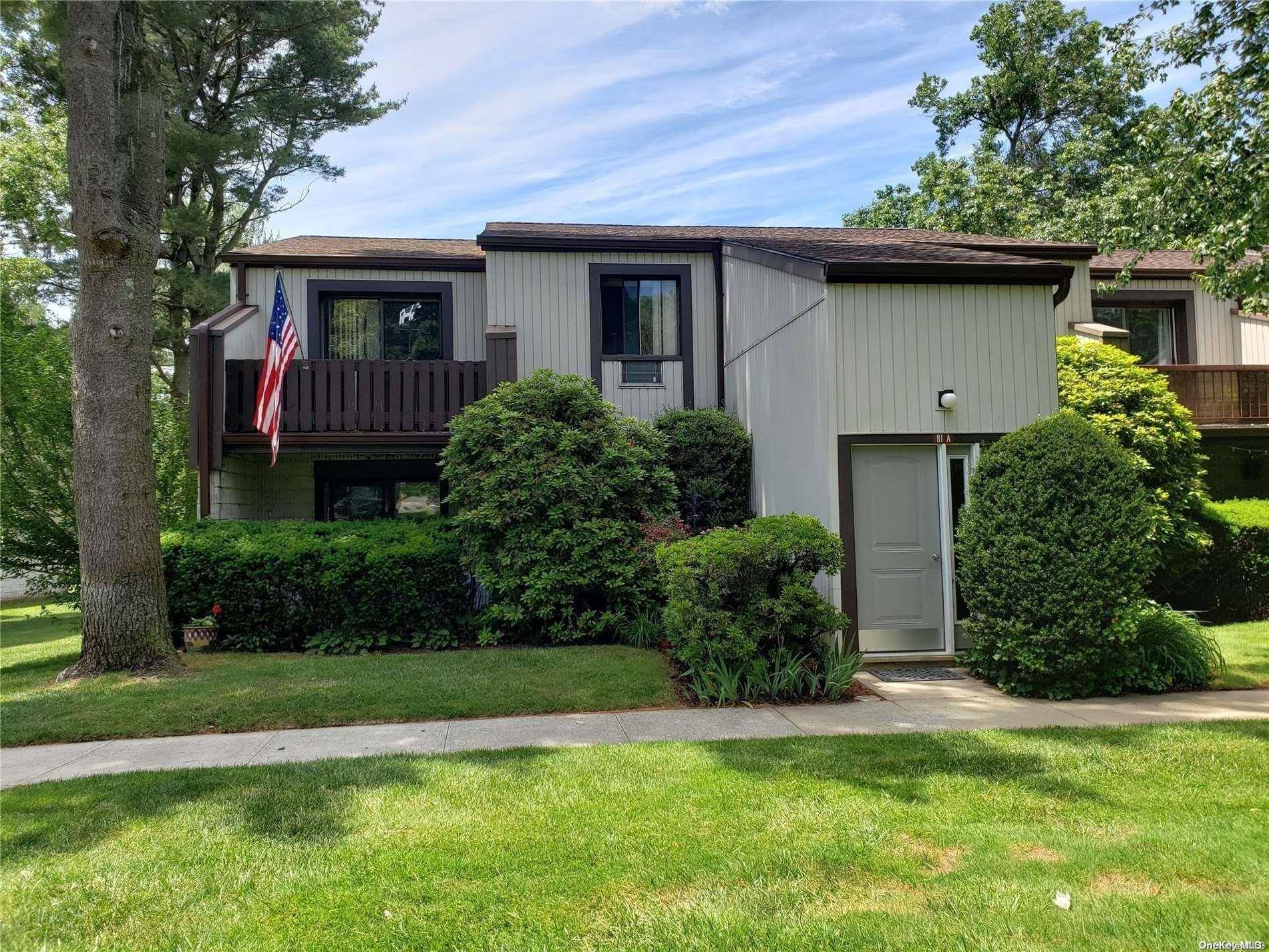 Ronkonkoma, NY 11779,81 Richmond BLVD #1A