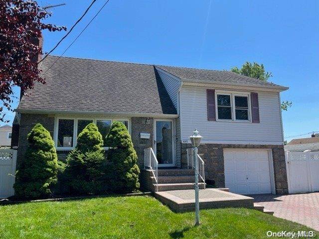 Freeport, NY 11520,495 Ray ST