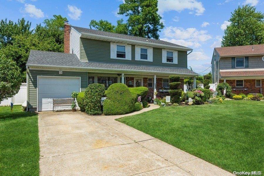 Seaford, NY 11783,3837 Debra