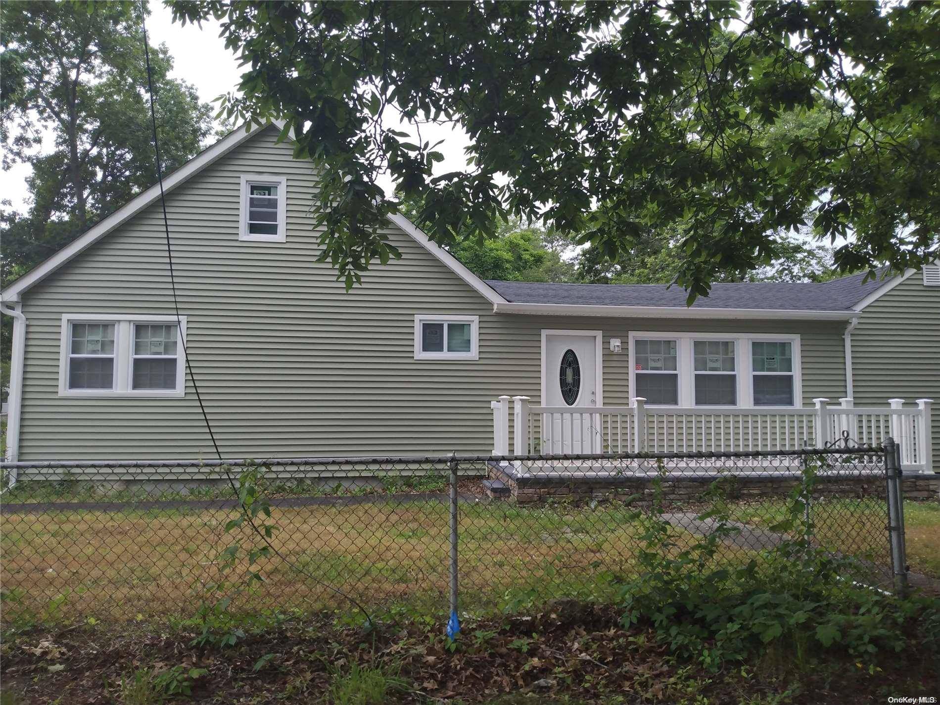 Mastic Beach, NY 11951,157 Aspen RD