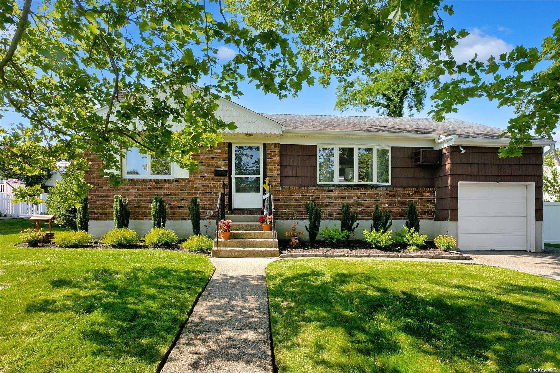 Farmingdale, NY 11735,5 Hill RD