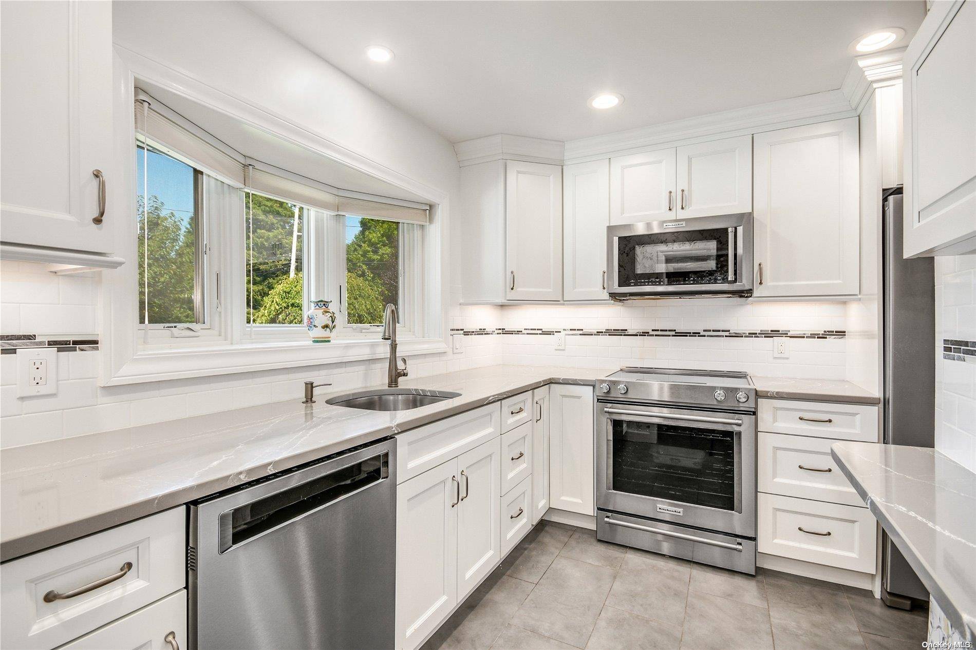 Wantagh, NY 11793,1567 Briard ST