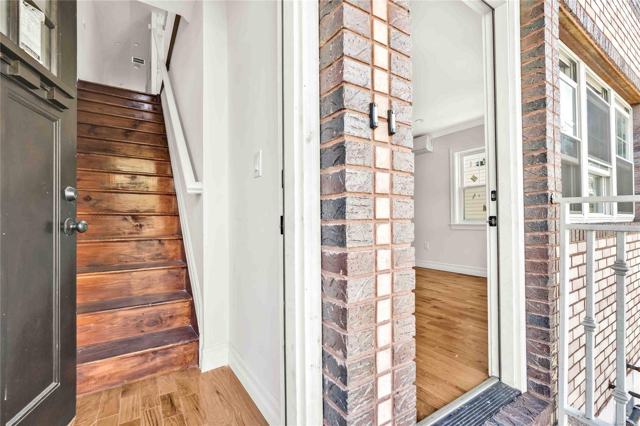Jamaica, NY 11434,160-26 119th Drive