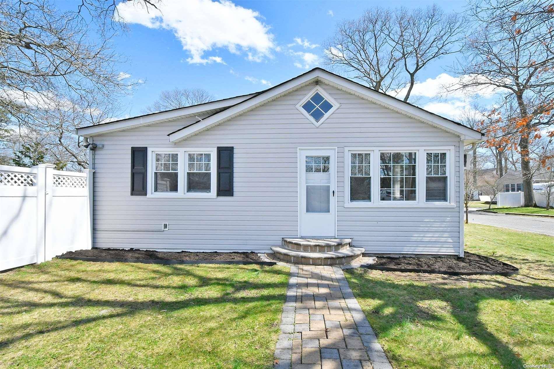 Ronkonkoma, NY 11779,71 Parkway BLVD