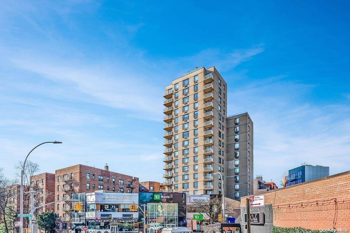 Kew Gardens, NY 11415,116-24 Grosvenor LN #17B