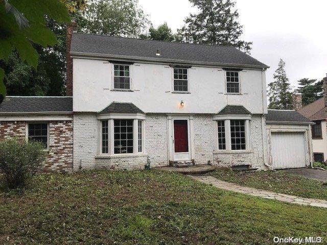 Manhasset, NY 11030,32 Rockcrest RD