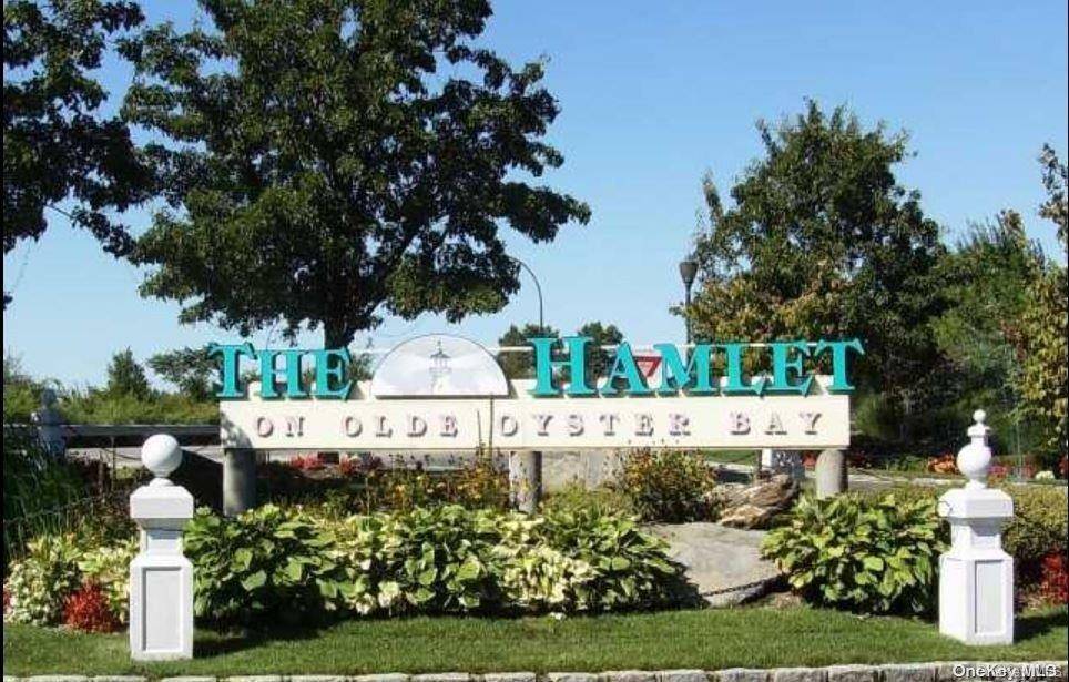 Plainview, NY 11803,6 Carriage LN #106