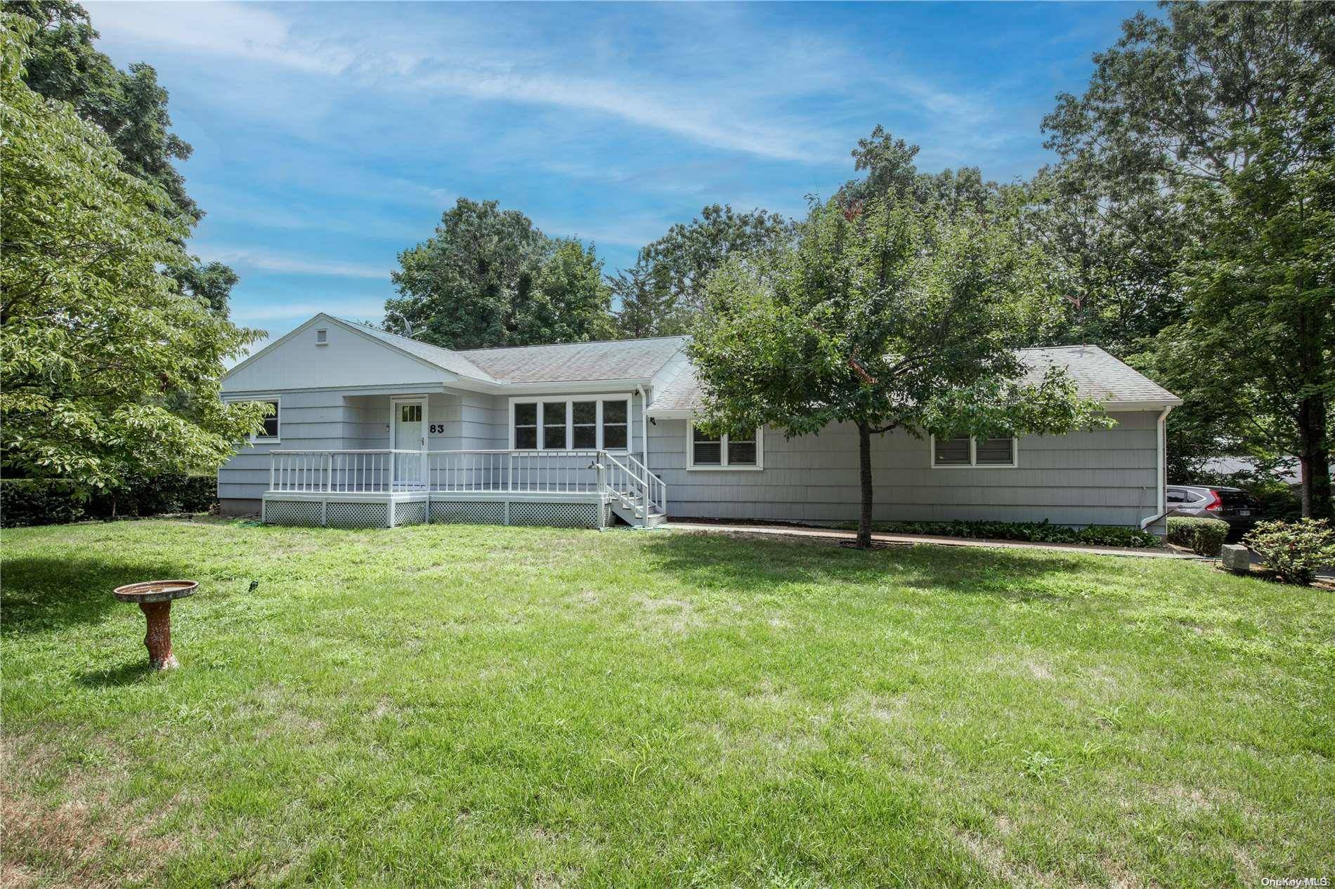 Sound Beach, NY 11789,83 Hempstead DR