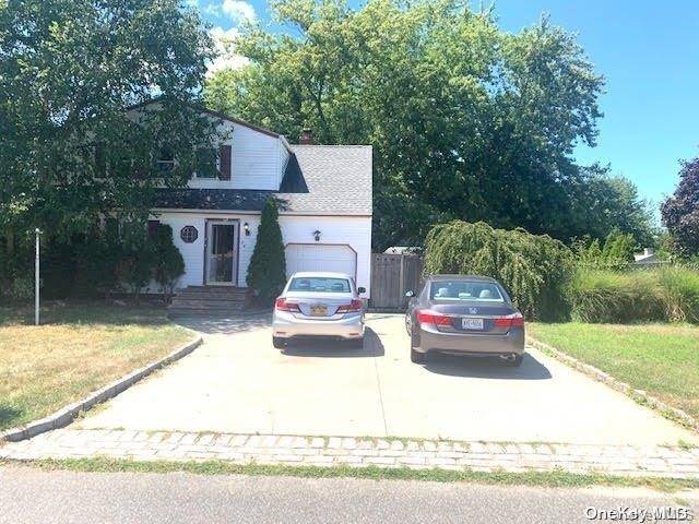 South Setauket, NY 11720,54 Oneida AVE