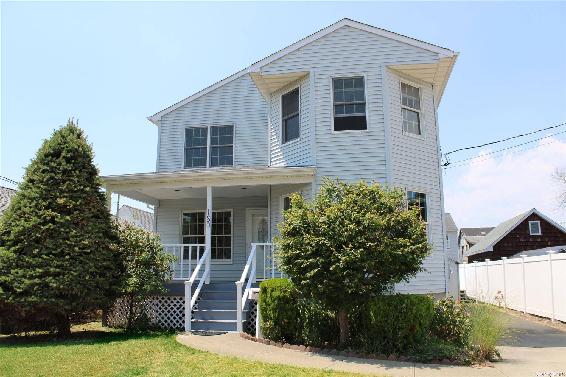 Freeport, NY 11520,180 Garfield ST