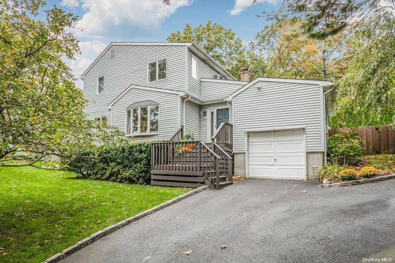 Sound Beach, NY 11789,11 Fresh Pond RD