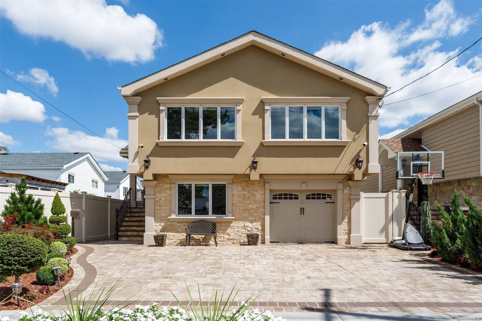 Howard Beach, NY 11414,Address not disclosed