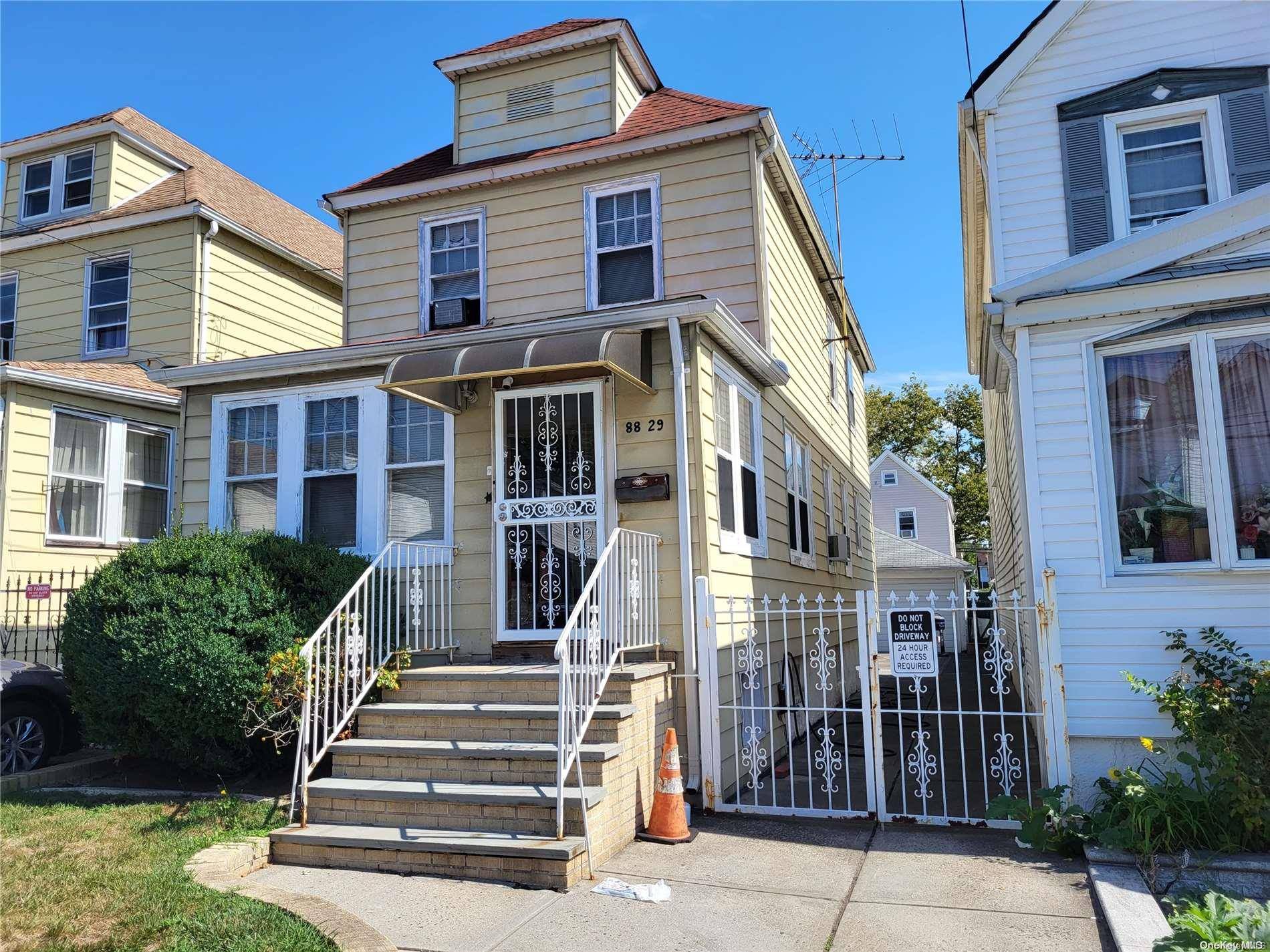 Hollis, NY 11423,88-29 202nd ST