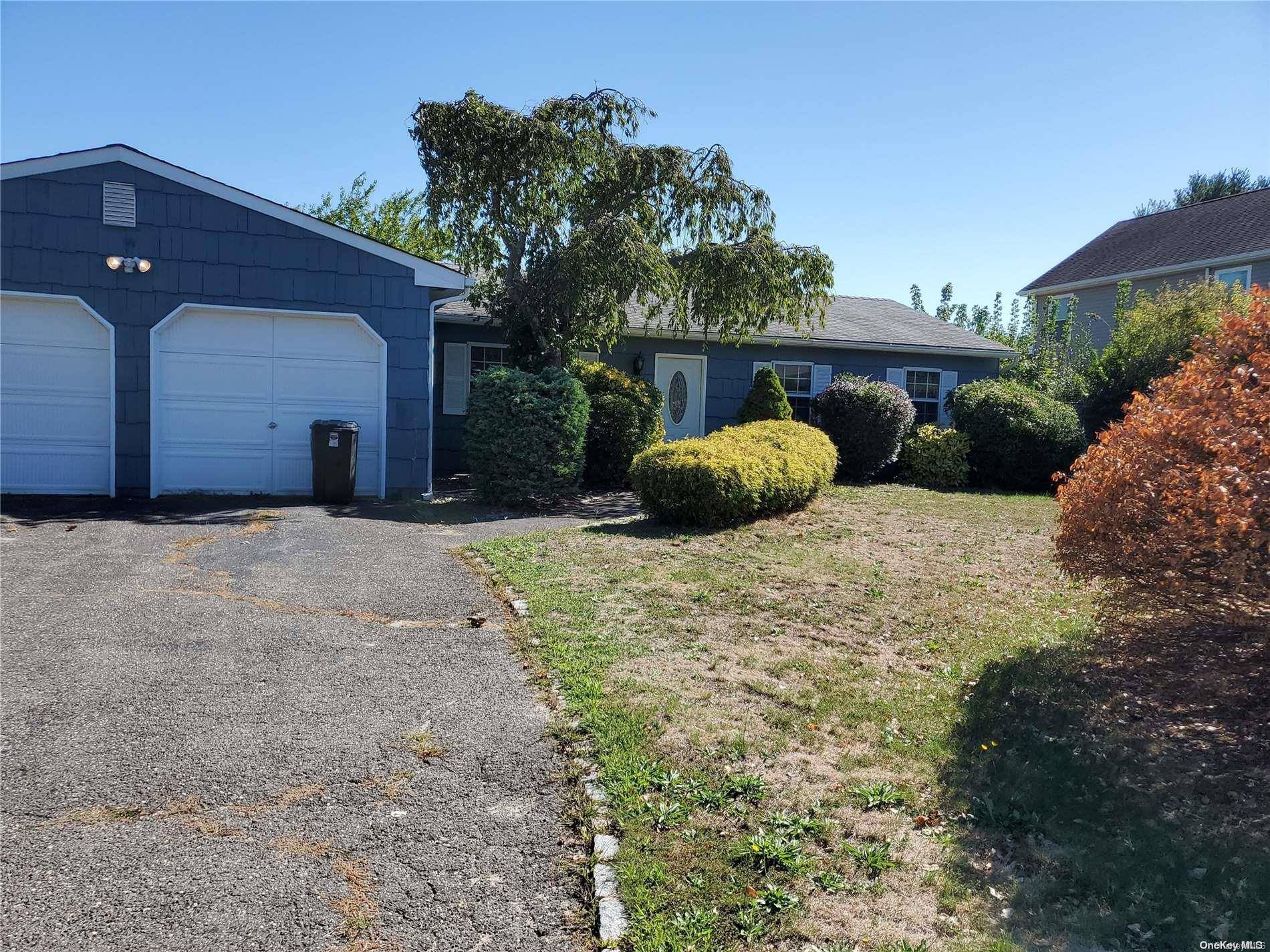 Bellport, NY 11713,7 Austin ST