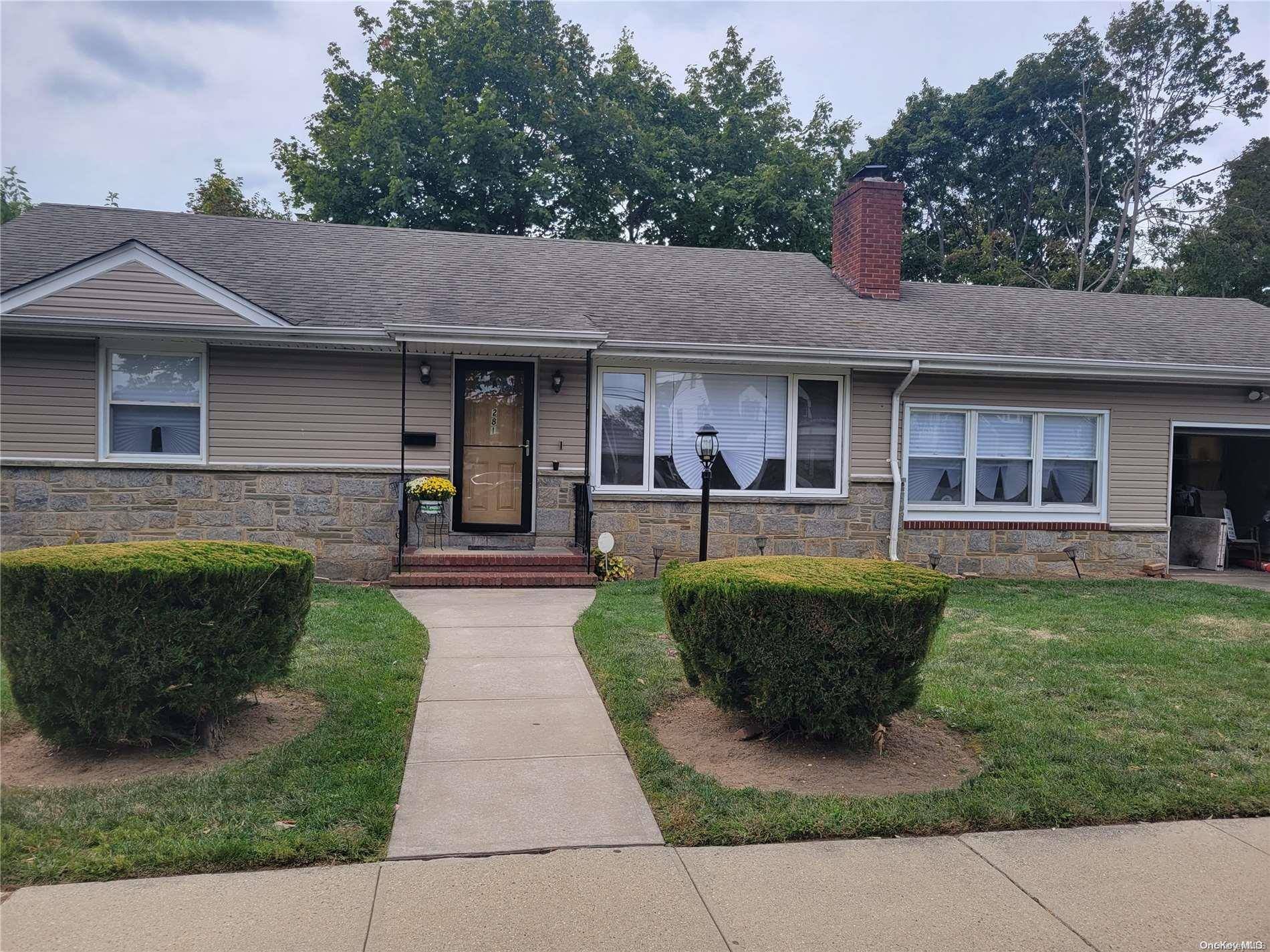 Freeport, NY 11520,281 Rutland AVE