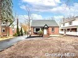 Northport, NY 11768,245 Vernon Valley RD