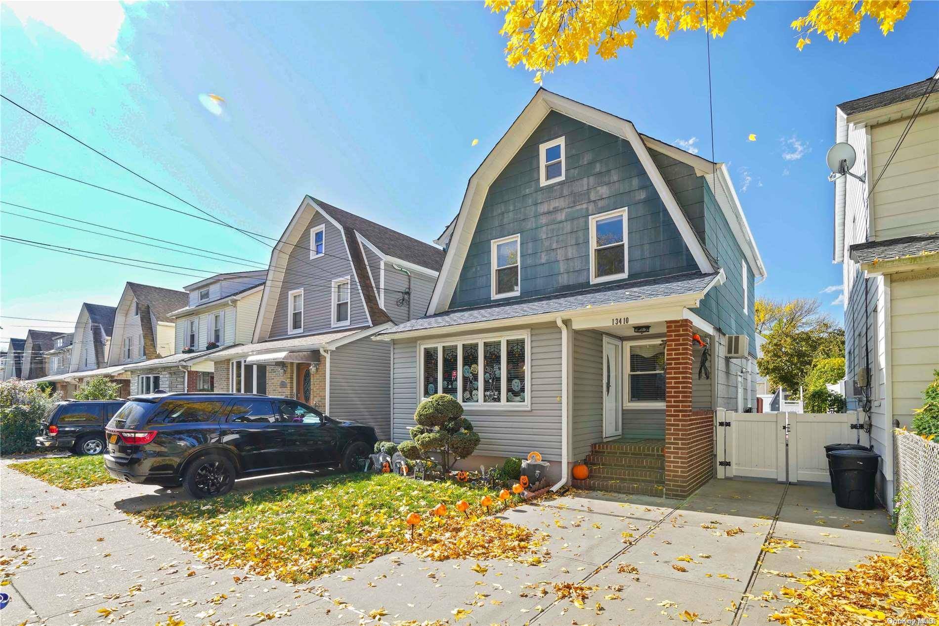 Ozone Park, NY 11417,134-10 97th ST