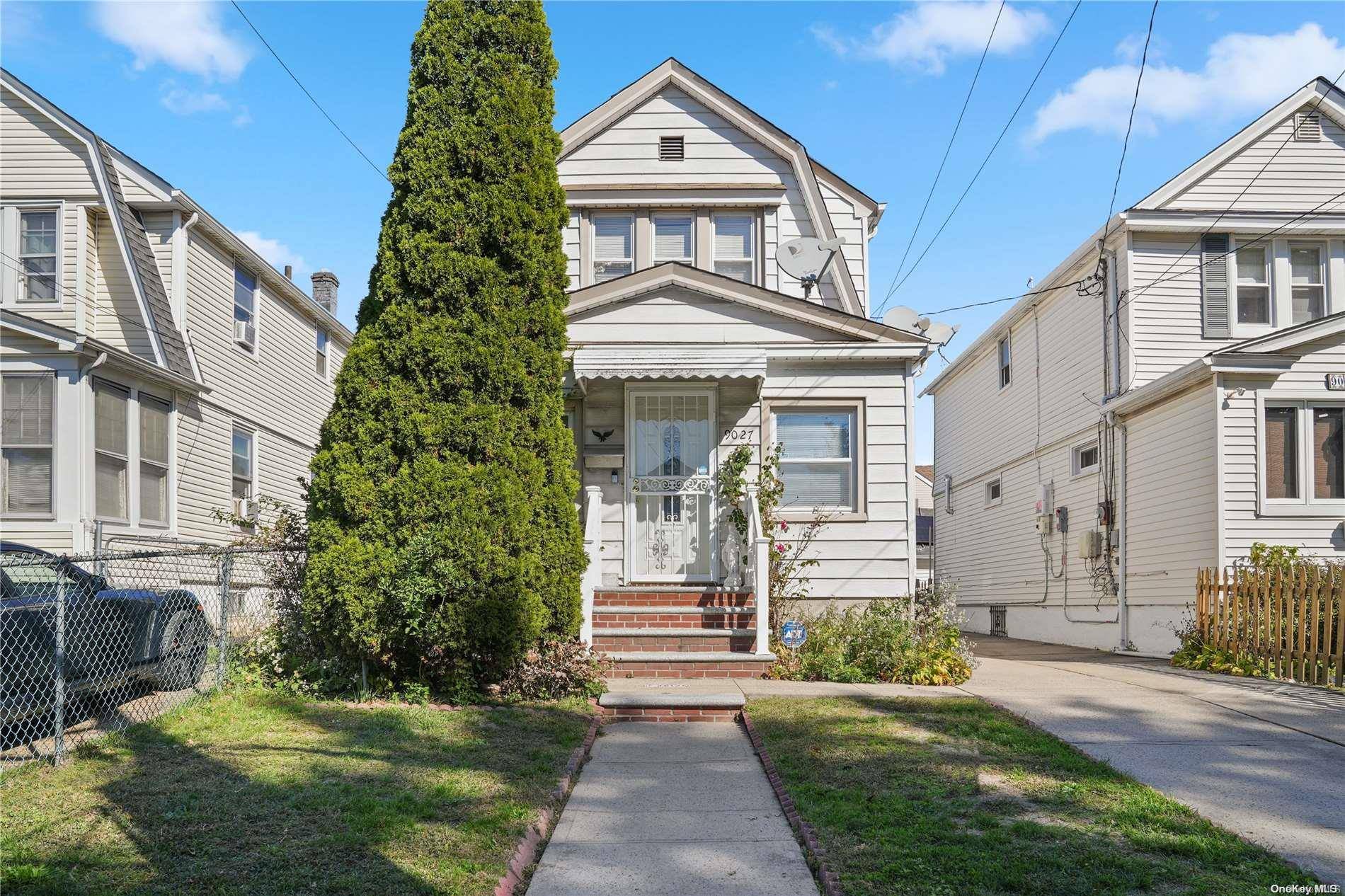 Queens Village, NY 11428,90-27 218th Place