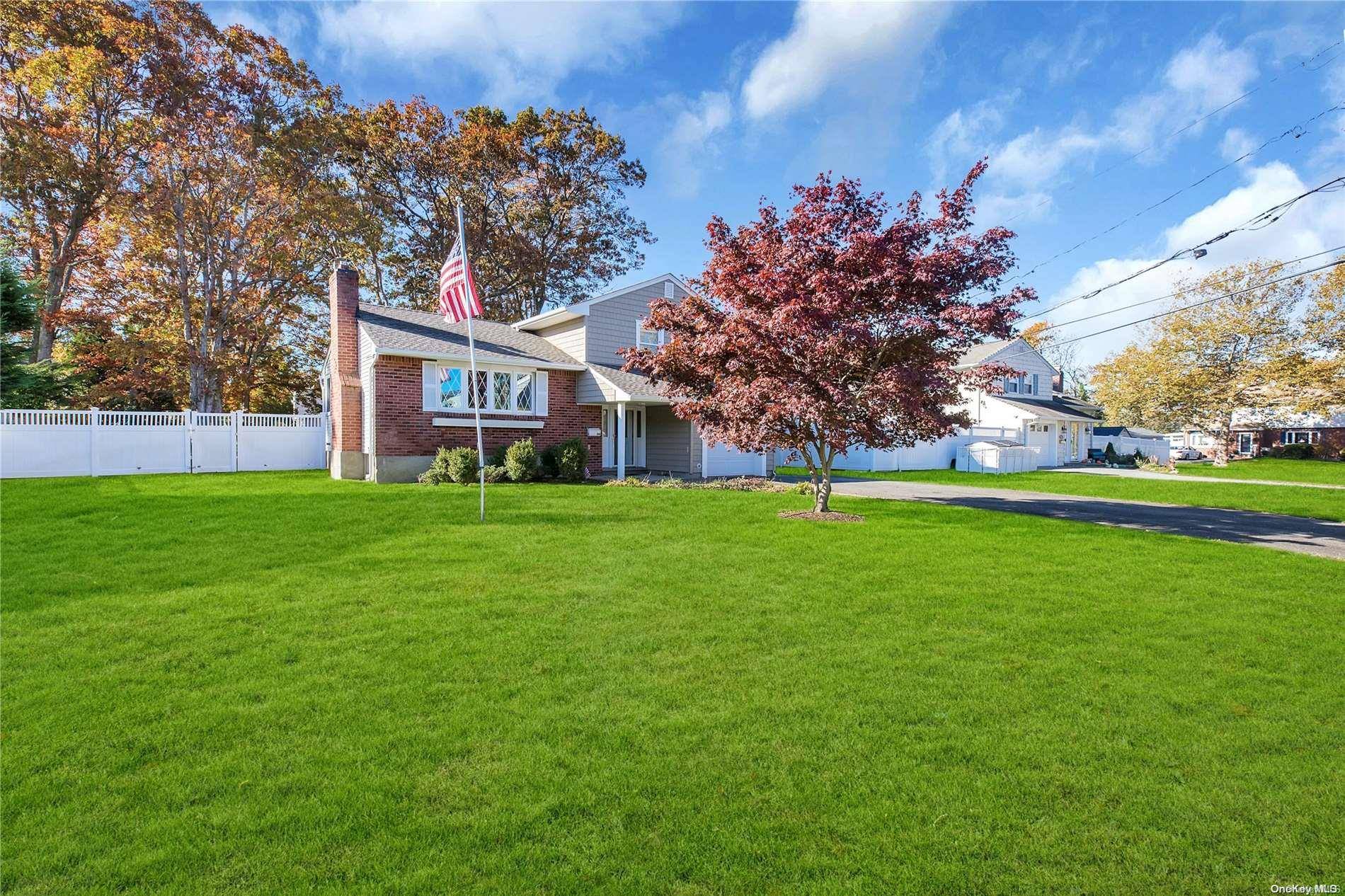 East Islip, NY 11730,258 Marilynn ST