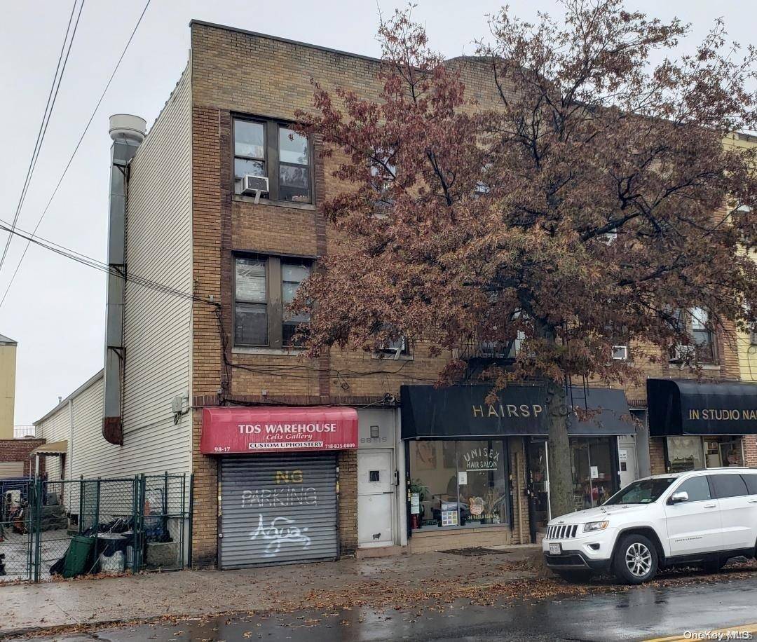 Ozone Park, NY 11416,98-17 101st AVE #8