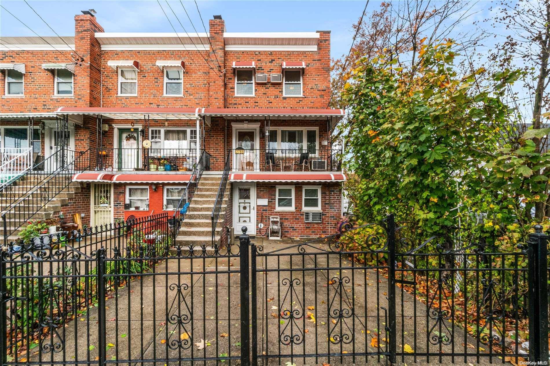 Bronx, NY 10465,2785 Barkley AVE