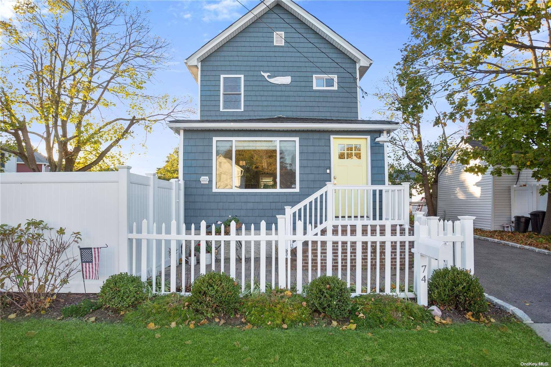 Patchogue, NY 11772,74 Grove AVE