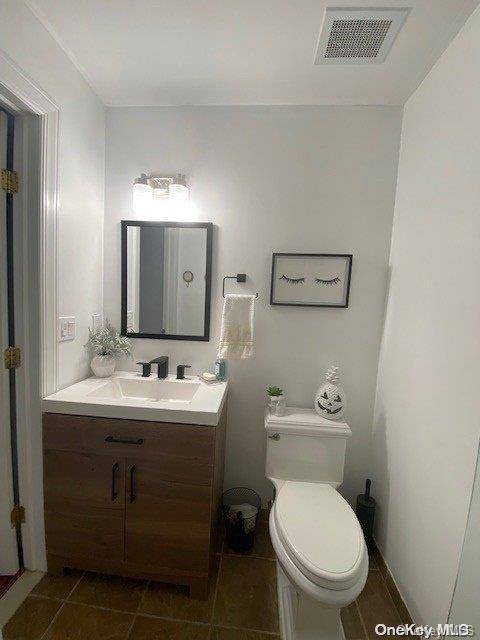 Central Islip, NY 11722,272 Medea WAY #272