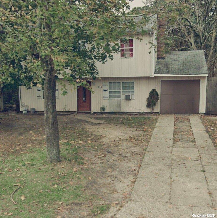 Bellport, NY 11713,854 Bellport AVE