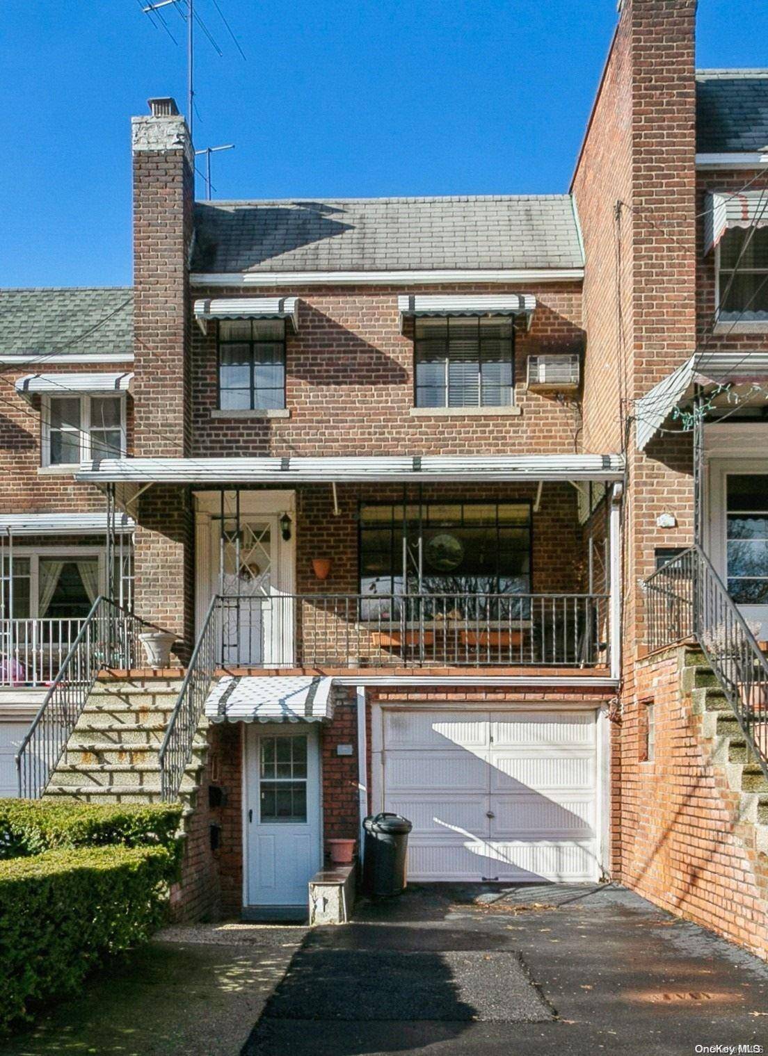 Riverdale, NY 10471,5821 Fieldston RD