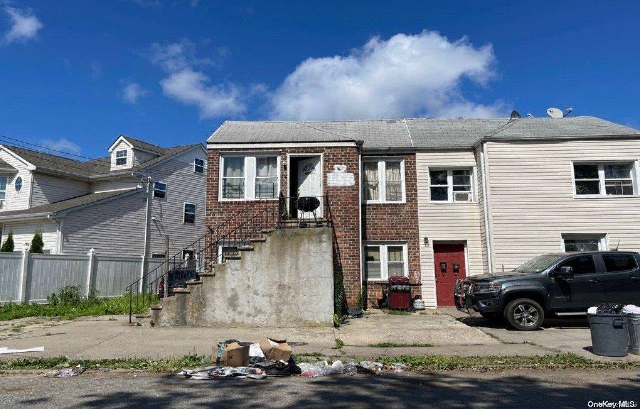 Far Rockaway, NY 11691,15-20 Beach 12th ST