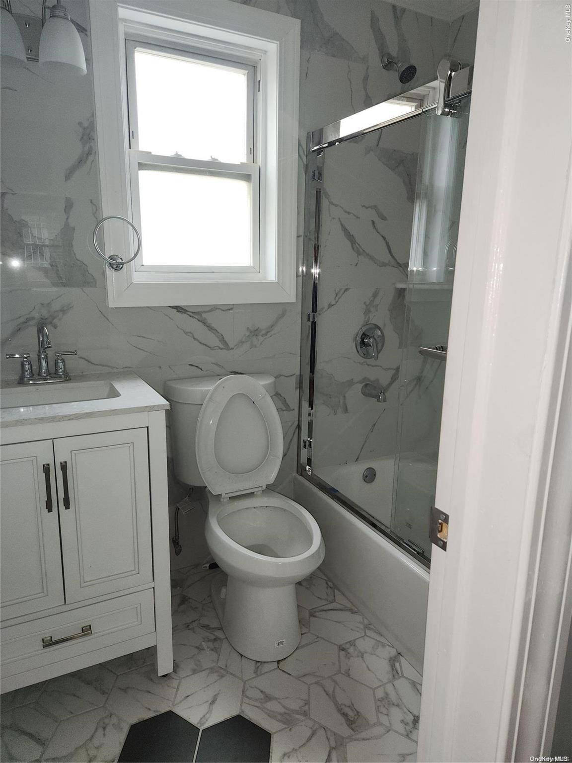 South Ozone Park, NY 11420,126-12 115 AVE