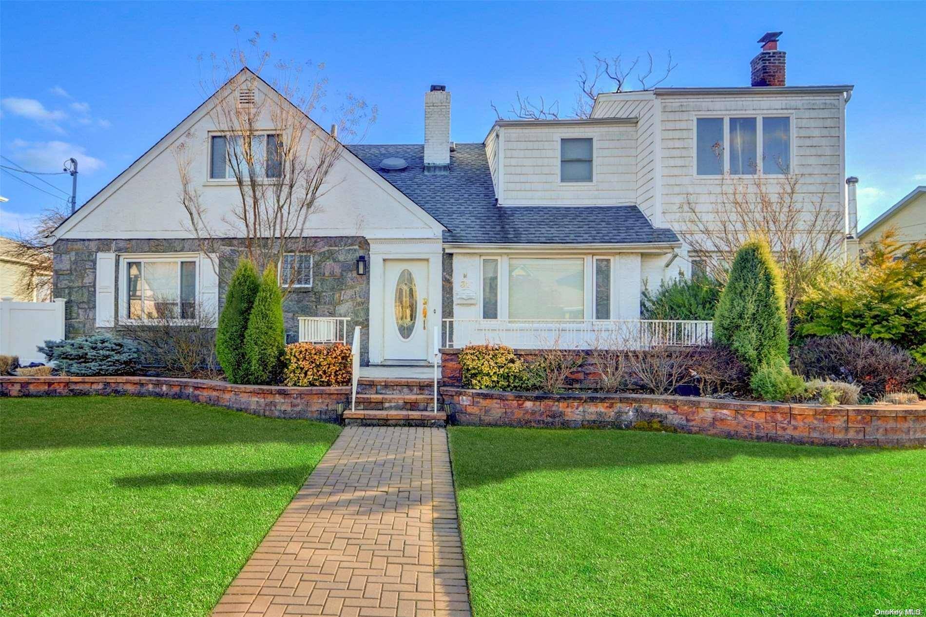 Lido Beach, NY 11561,31 Eden RD