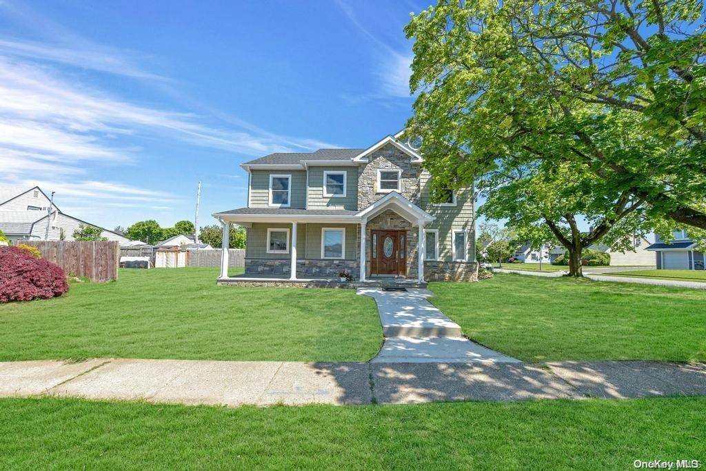 Levittown, NY 11756,125 Sunrise LN