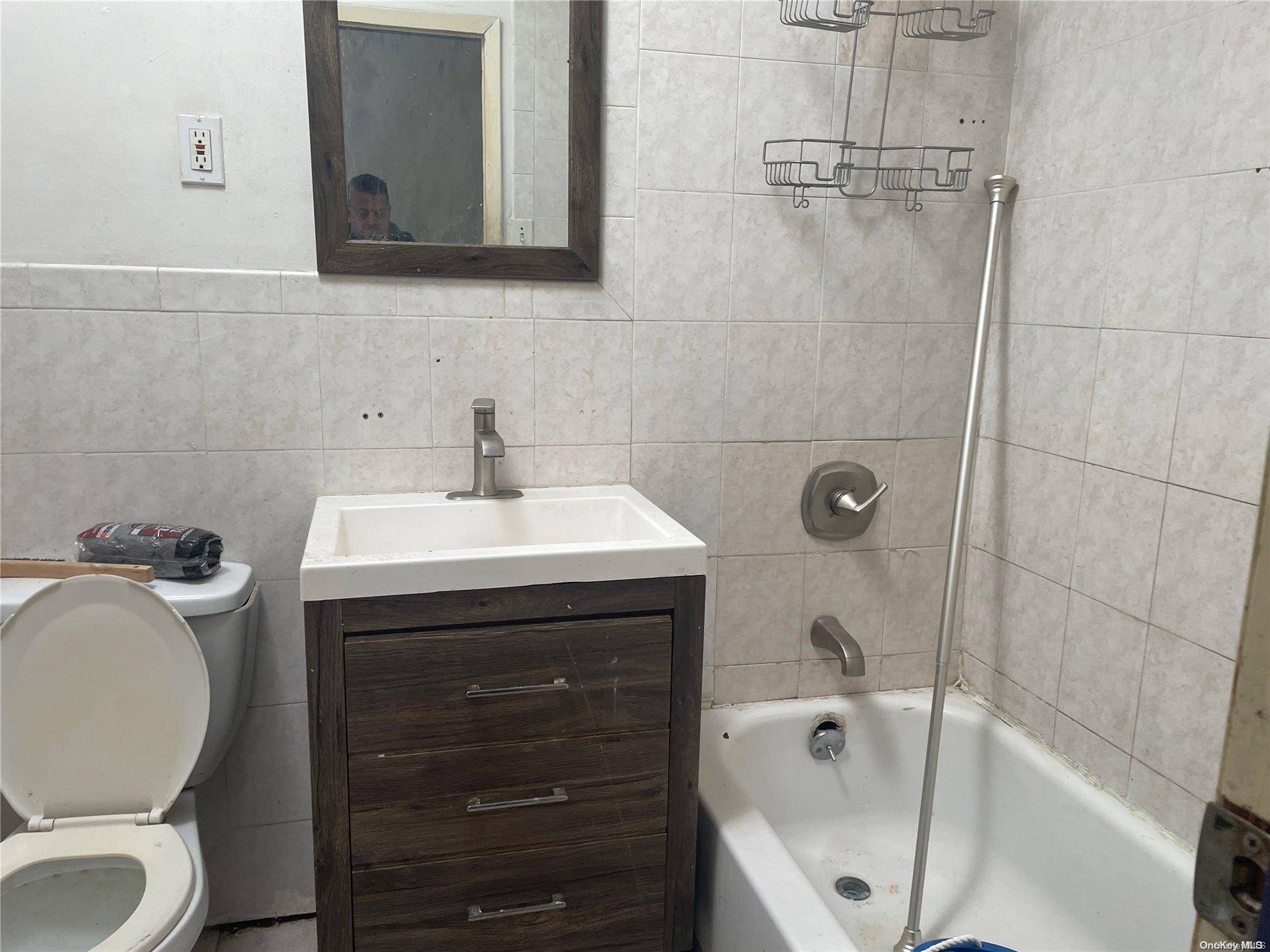 Jamaica, NY 11436,114-31 145th ST