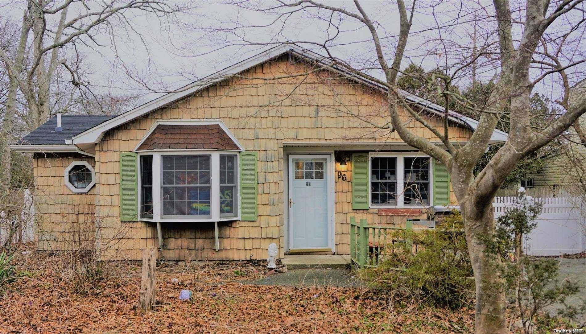 Shirley, NY 11967,96 Manor DR