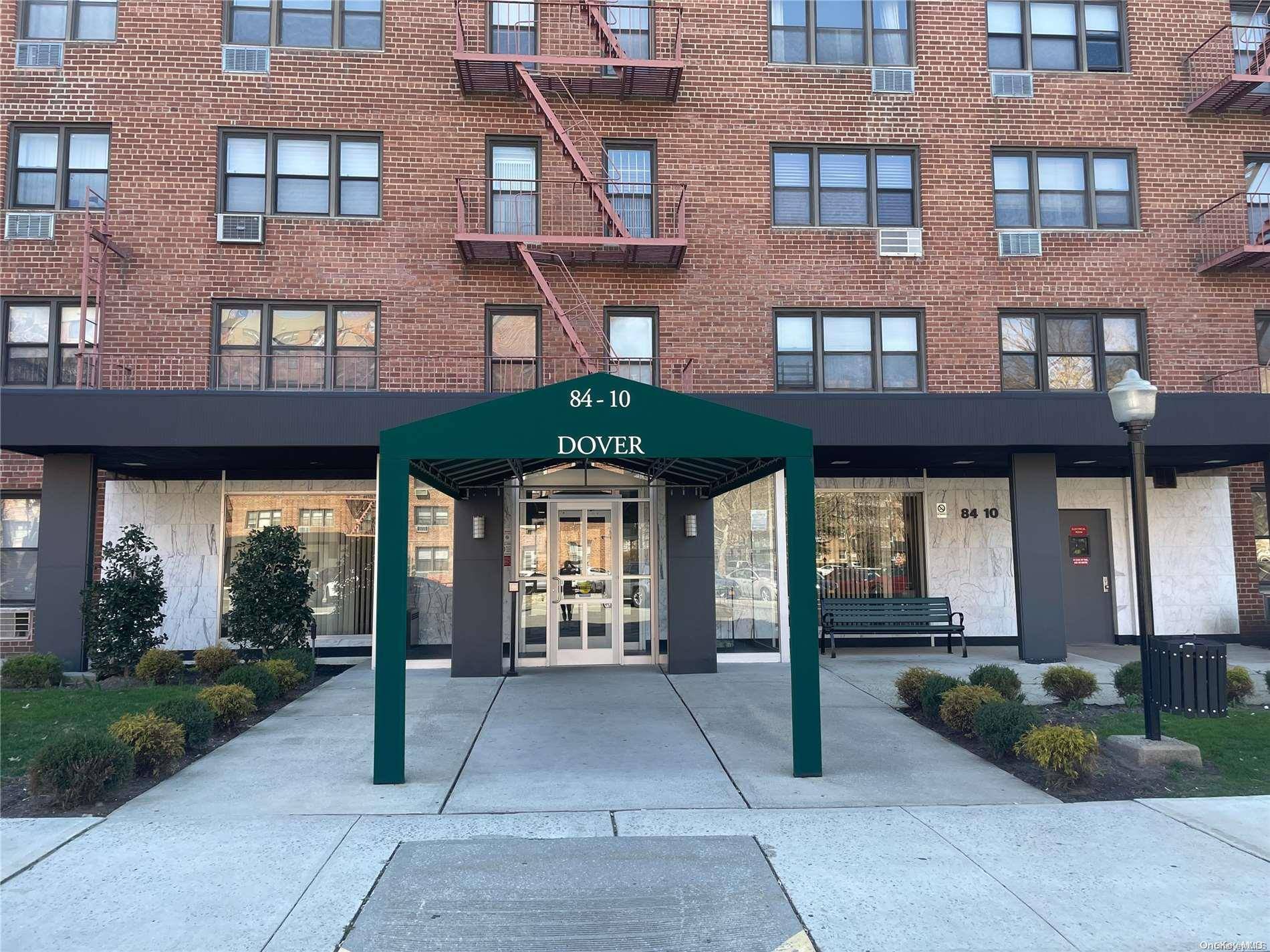 Howard Beach, NY 11414,84-10 153rd AVE #3M