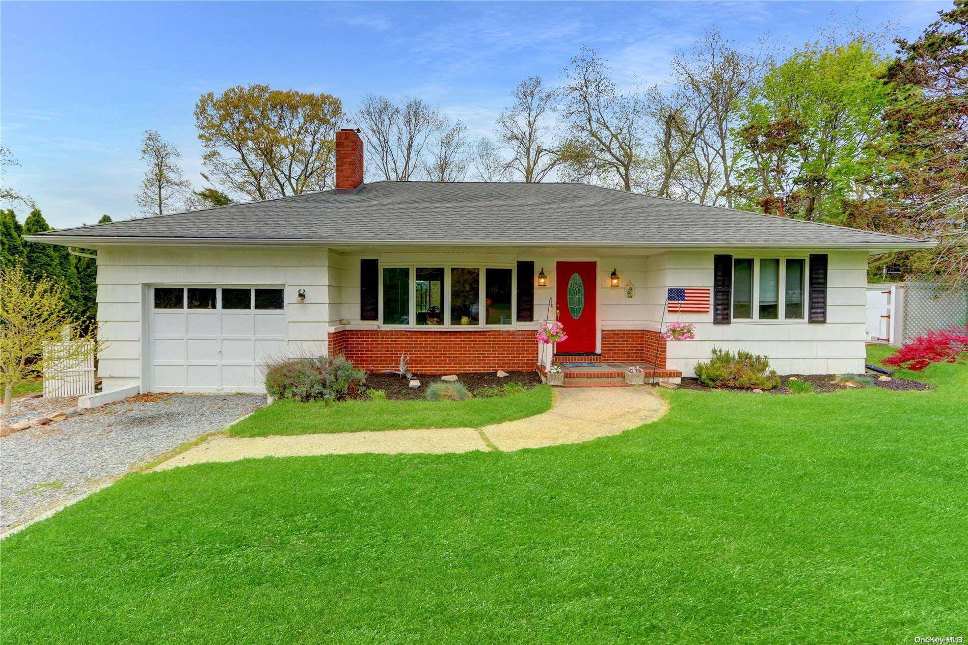 Wading River, NY 11792,142 Sunset BLVD