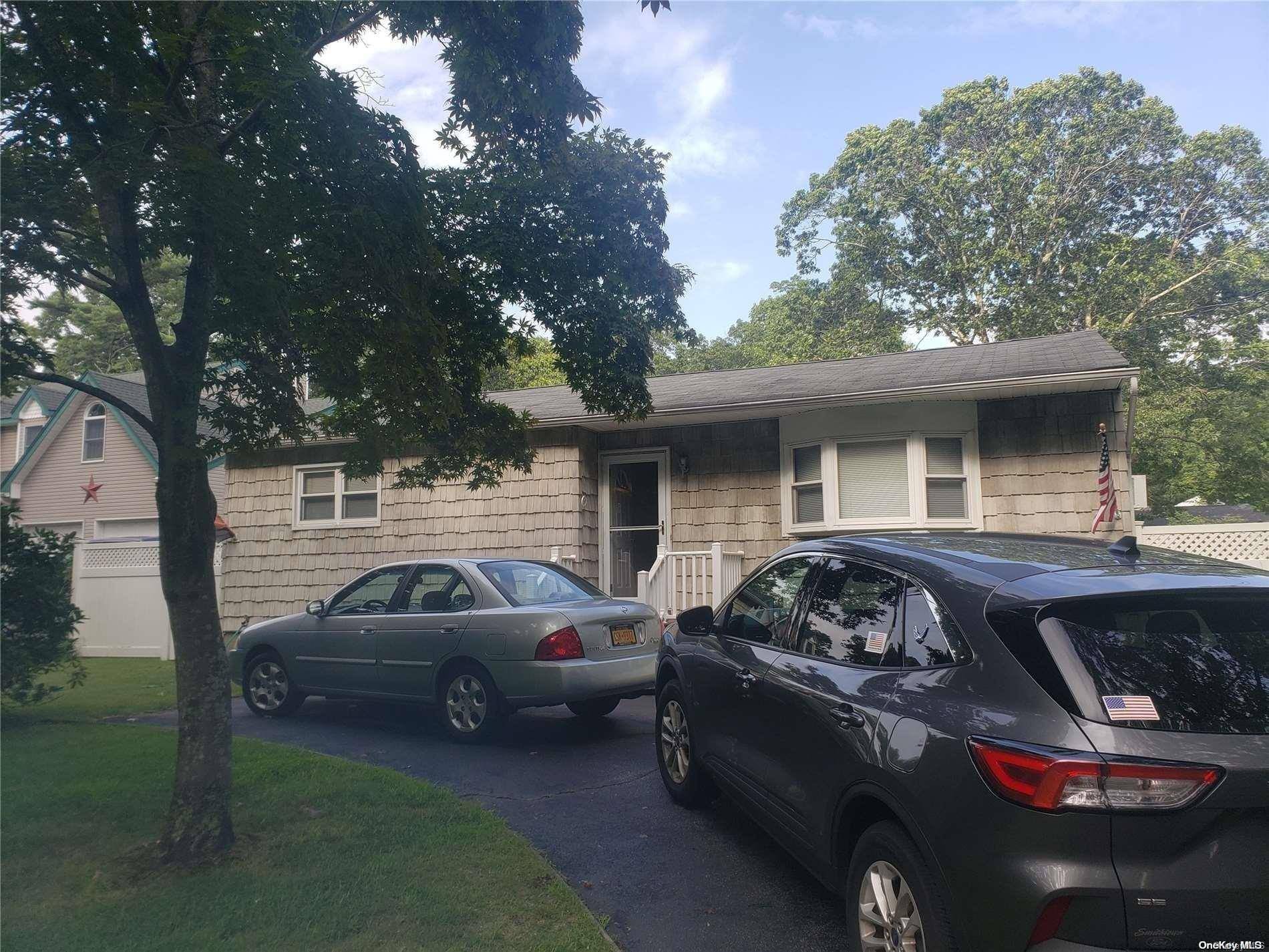 Shirley, NY 11967,90 River RD