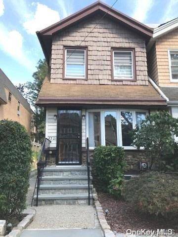 Woodhaven, NY 11421,83-01 94th ST