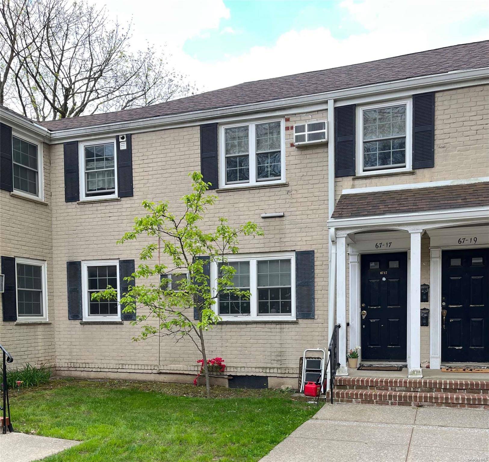 Bayside, NY 11364,67-17 Springfield Blvd #A